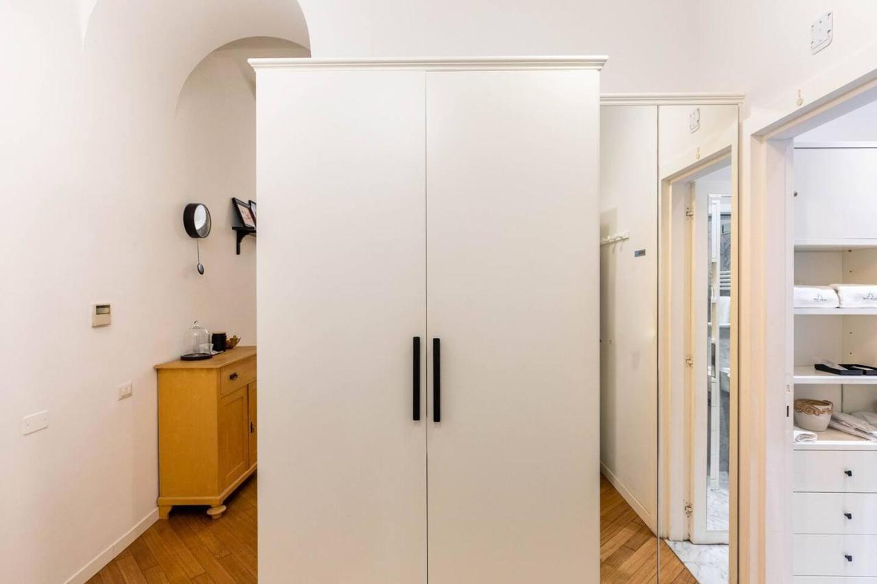 Vittoria Charme Apartment Рим Екстериор снимка