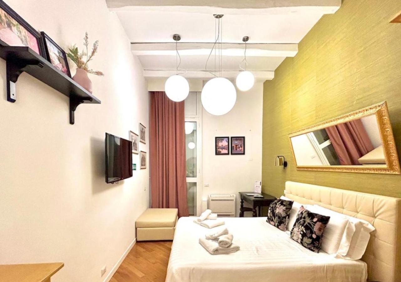 Vittoria Charme Apartment Рим Екстериор снимка